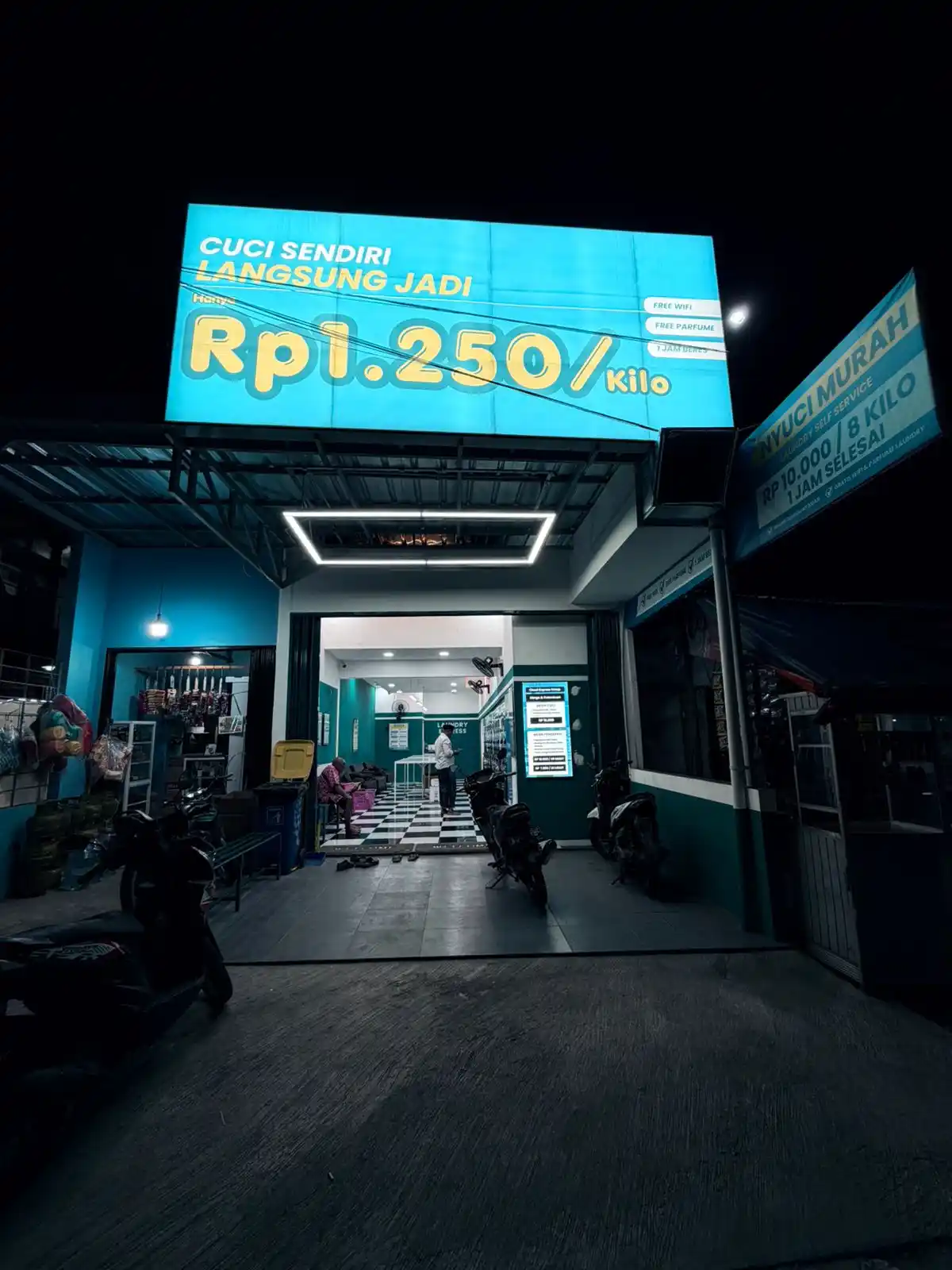 Laundry Self Service Cipondoh tampak depan